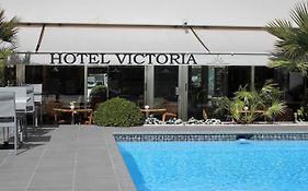 Victoria 4*